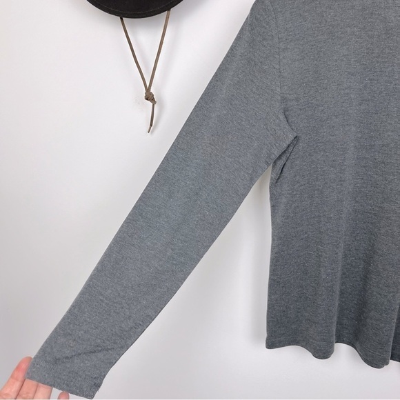 Christopher & Banks Crew Knit Long Sleeve. Grey. Medium $347 - Picture 9 of 11